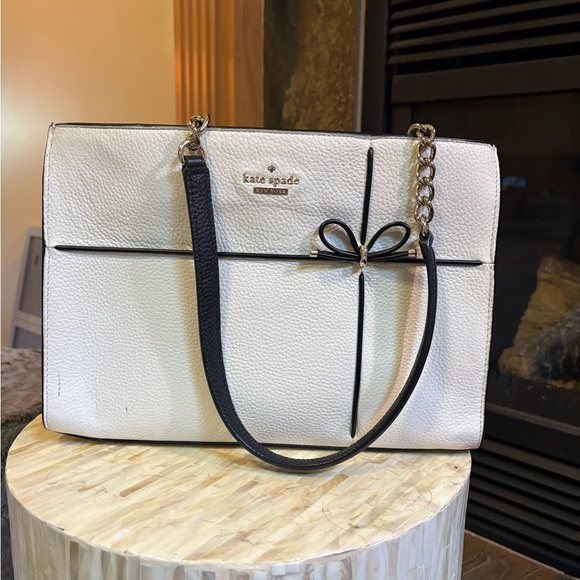 kate spade Handbags - Kate Spade Black and White Shoulder Bag